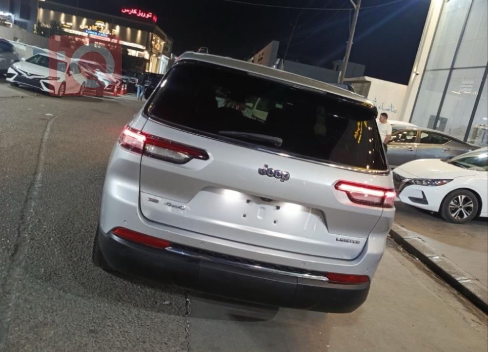 جیپ L گراند شیرۆکی